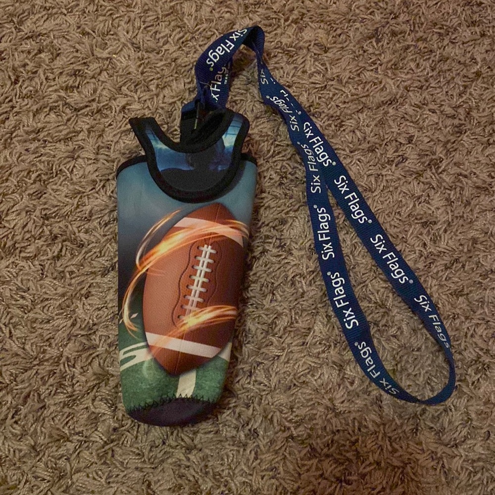 SIX FLAGS CUP COVER